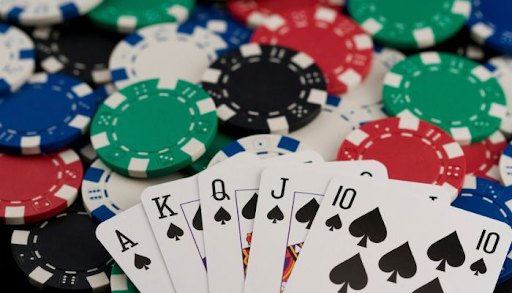 Bí quyết chơi chi tiết thùng phá sảnh poker